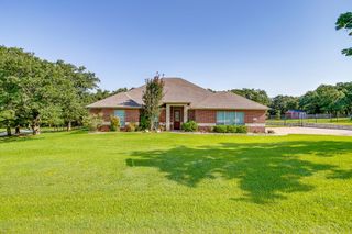 424 Ketron Road, Burleson, TX 76028
