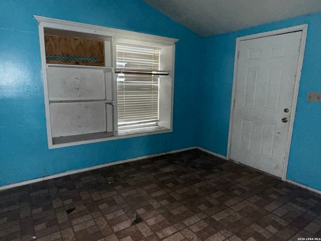 1109 Allende, San Antonio, TX 78237