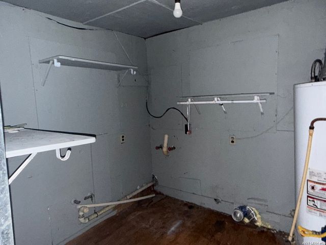 1109 Allende, San Antonio, TX 78237