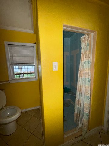 1109 Allende, San Antonio, TX 78237