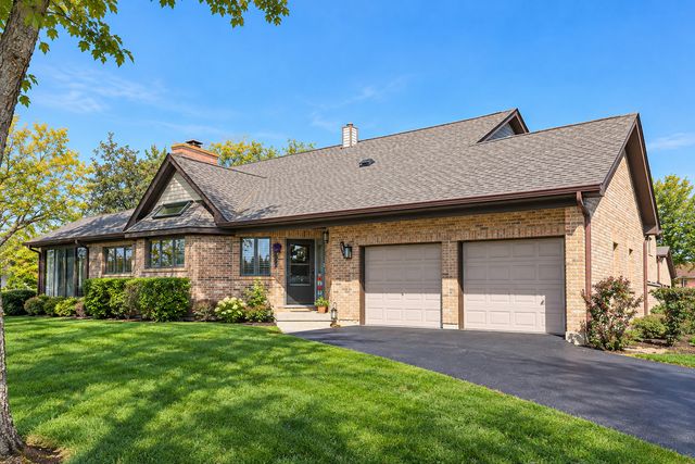 1801 Monterey Court, Hoffman Estates, IL 60169