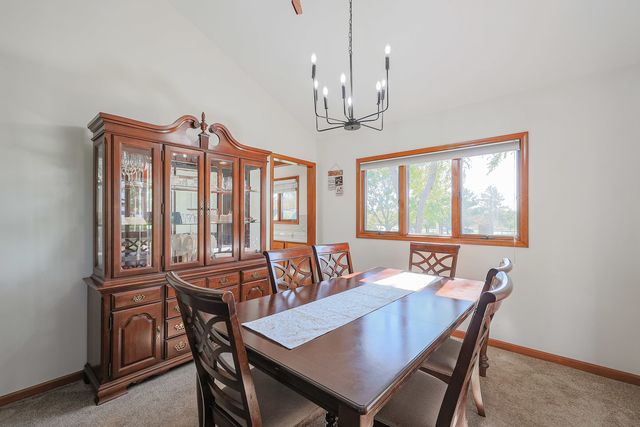 1801 Monterey Court, Hoffman Estates, IL 60169