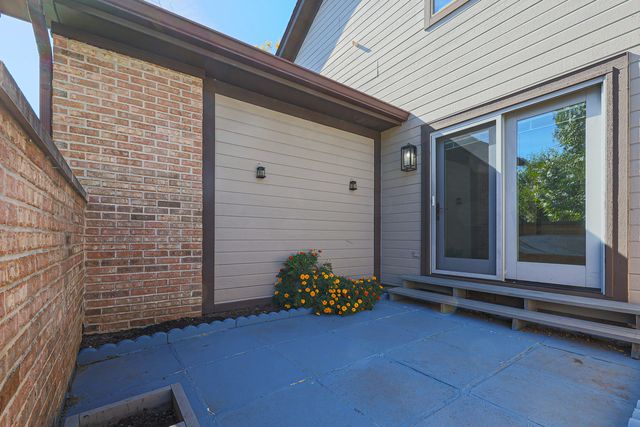1801 Monterey Court, Hoffman Estates, IL 60169
