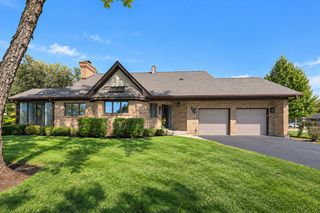 1801 Monterey Court, Hoffman Estates, IL 60169