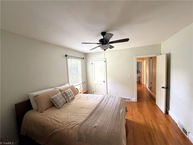 506 E Farriss Avenue, High Point, NC 27262