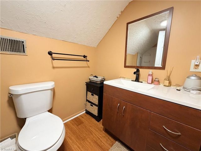 506 E Farriss Avenue, High Point, NC 27262