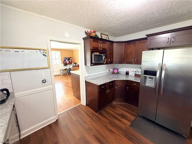 506 E Farriss Avenue, High Point, NC 27262