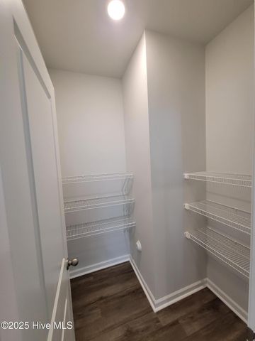 302 Red Cedar Drive, Sneads Ferry, NC 28460