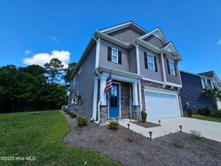 302 Red Cedar Drive, Sneads Ferry, NC 28460