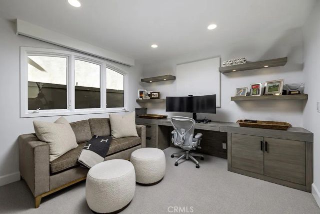 704 Via Lido Nord, Newport Beach, CA 92663