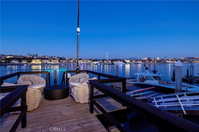 704 Via Lido Nord, Newport Beach, CA 92663