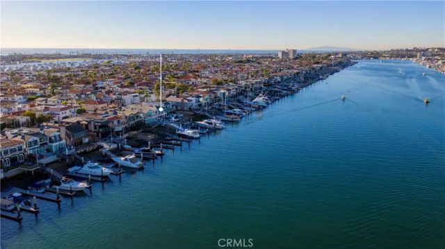 704 Via Lido Nord, Newport Beach, CA 92663