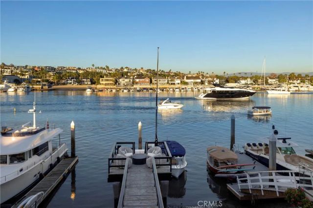 704 Via Lido Nord, Newport Beach, CA 92663