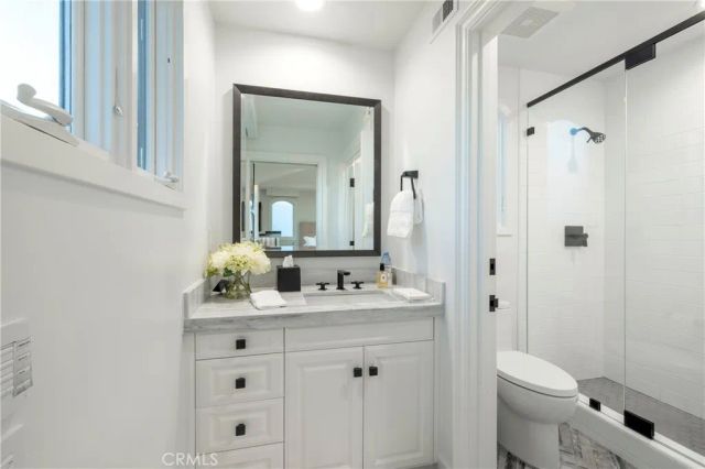 704 Via Lido Nord, Newport Beach, CA 92663