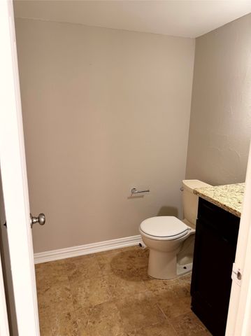 1000 Lamesa Court, Irving, TX 75063