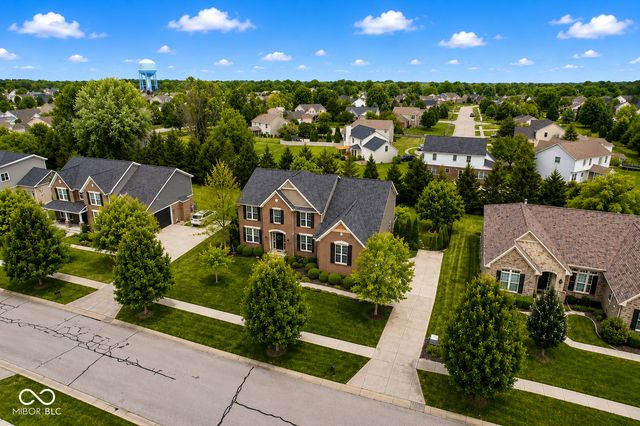 1188 Clearwell Drive, Greenwood, IN 46143
