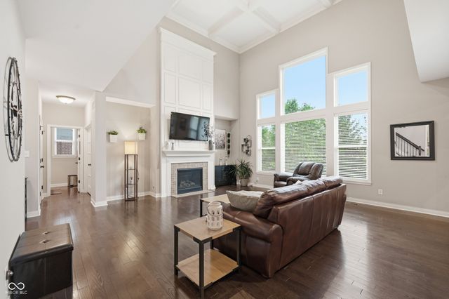1188 Clearwell Drive, Greenwood, IN 46143