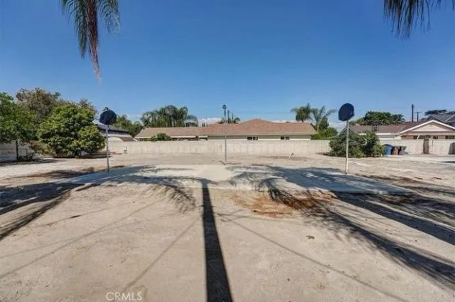 4325 Bannister, El Monte, CA 91732