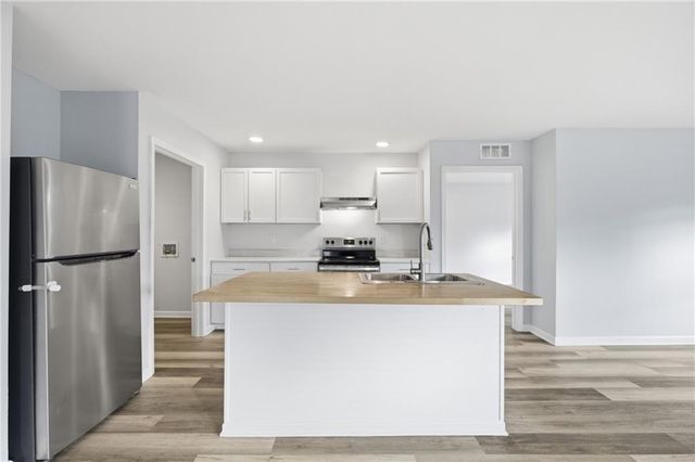 10719 46th Terrace E, Kansas City, MO 64133