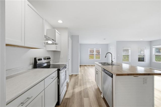 10719 46th Terrace E, Kansas City, MO 64133