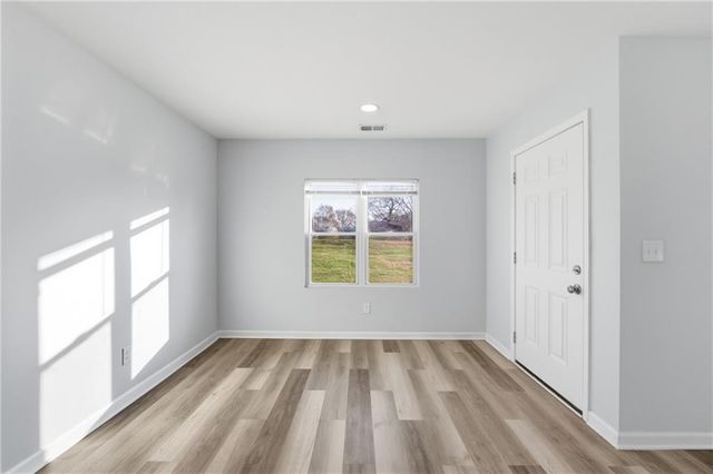 10719 46th Terrace E, Kansas City, MO 64133