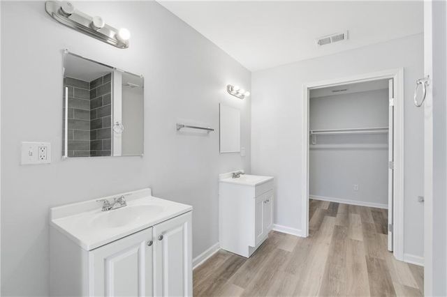 10719 46th Terrace E, Kansas City, MO 64133