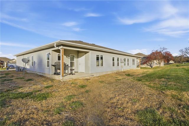 10719 46th Terrace E, Kansas City, MO 64133