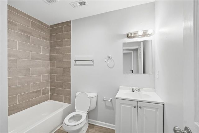 10719 46th Terrace E, Kansas City, MO 64133