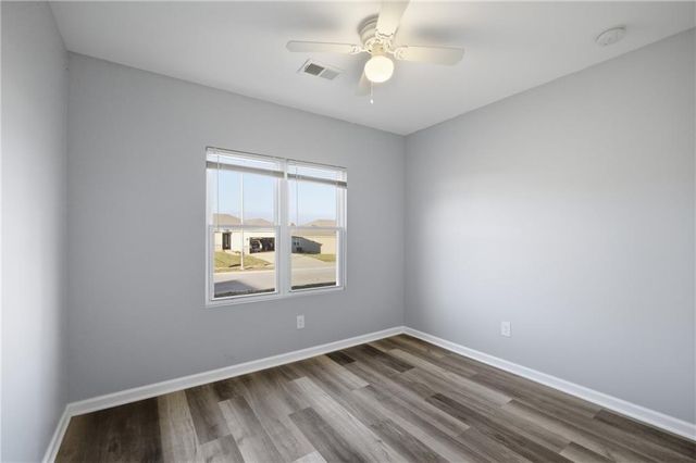 10719 46th Terrace E, Kansas City, MO 64133