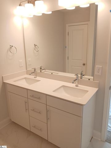 205 Lewes Avenue, Simpsonville, SC 29681