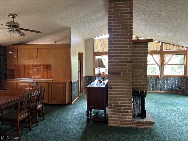2305 Helena Avenue NW, Massillon, OH 44646