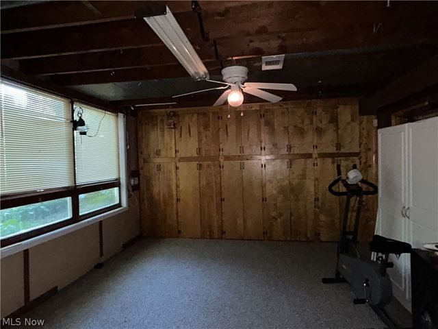 2305 Helena Avenue NW, Massillon, OH 44646