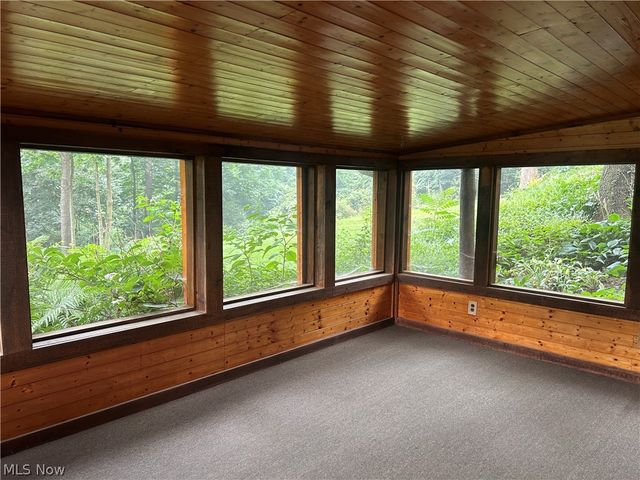 2305 Helena Avenue NW, Massillon, OH 44646