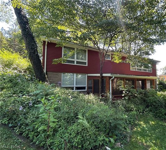 2305 Helena Avenue NW, Massillon, OH 44646