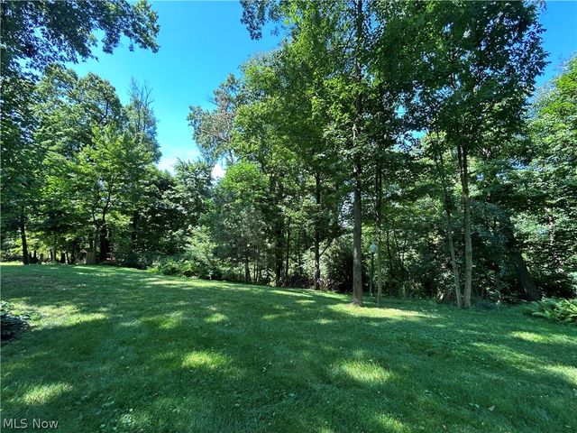 2305 Helena Avenue NW, Massillon, OH 44646