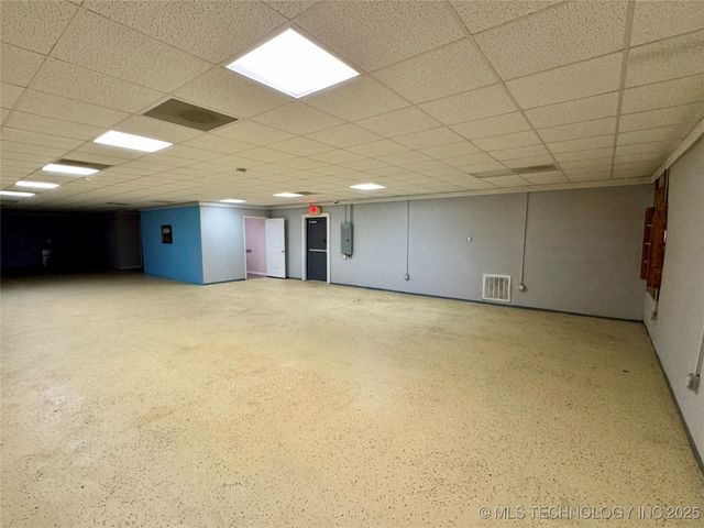 601 S 9th Highway, Durant, OK 74701