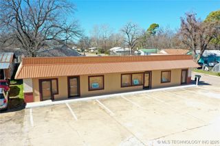 601 S 9th Highway, Durant, OK 74701
