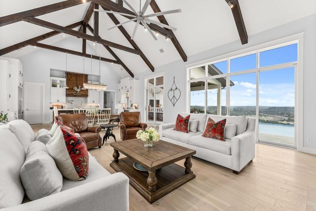 18025 Ranchland Hills VIS, Jonestown, TX 78645