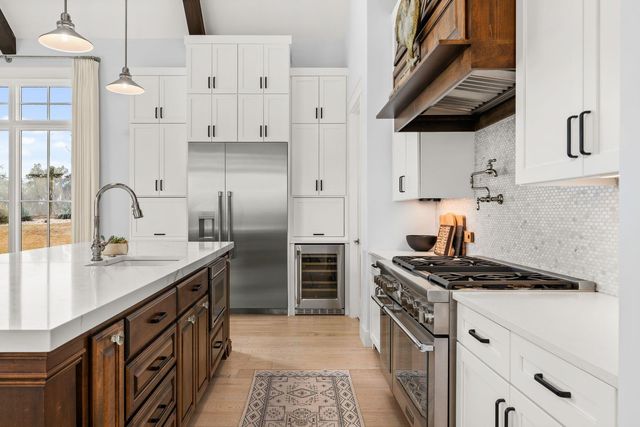 18025 Ranchland Hills VIS, Jonestown, TX 78645