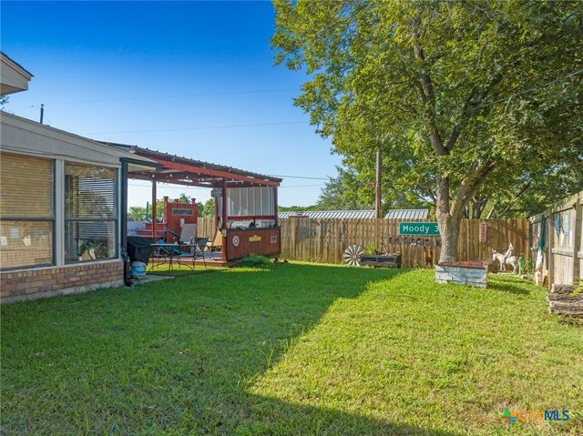 105 Rebecca Road, Moody, TX 76557