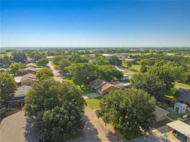 105 Rebecca Road, Moody, TX 76557