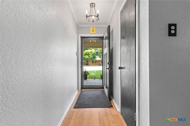 105 Rebecca Road, Moody, TX 76557