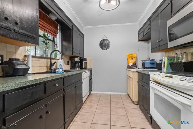 105 Rebecca Road, Moody, TX 76557