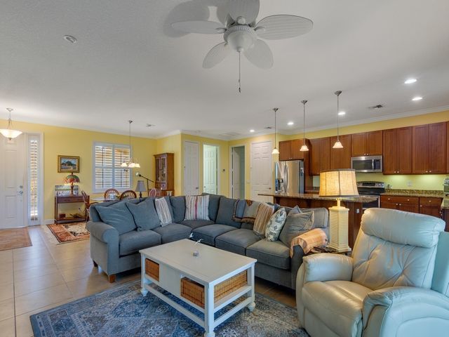 618 Gossamer Wing Way, Sebastian, FL 32958