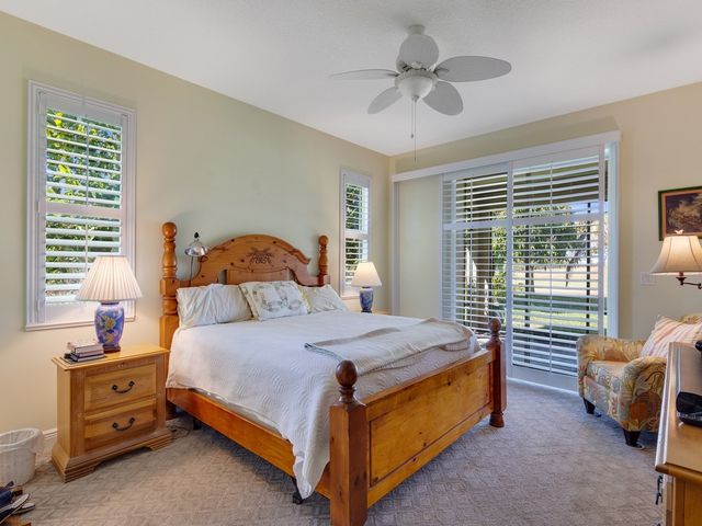 618 Gossamer Wing Way, Sebastian, FL 32958