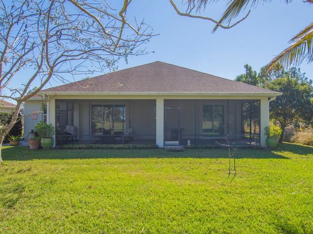 618 Gossamer Wing Way, Sebastian, FL 32958