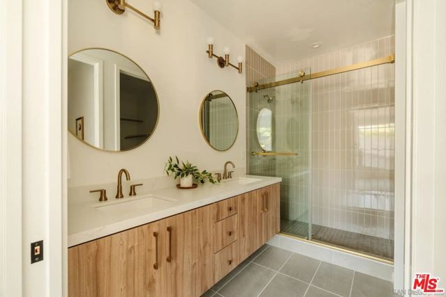 3867 N Riley Lane, Los Angeles, CA 90065