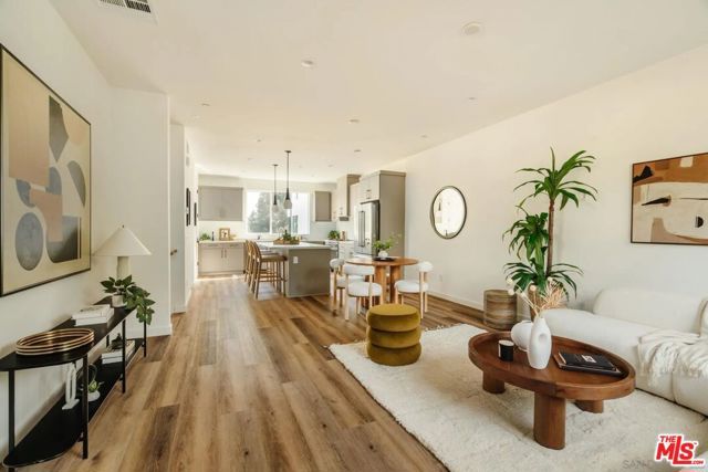 3867 N Riley Lane, Los Angeles, CA 90065