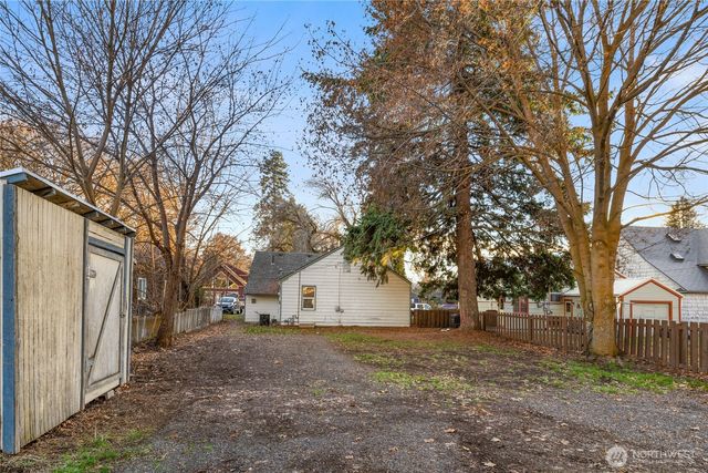 805 E 5th Avenue, Ellensburg, WA 98926