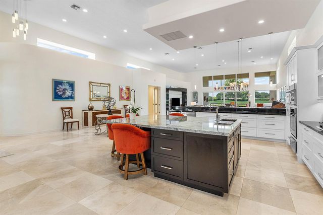 17069 Royal Cove Way, Boca Raton, FL 33496